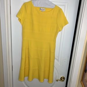 Cute yellow bandage dress 👗 stretch fabric